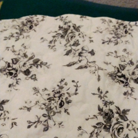 Pillow case - Picture 1 of 5